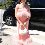 arrivingmiumiu210524-013.jpg