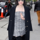 Filename=attendingfansnyc200417-022.jpg
Filesize=701KiB
Dimensions=2179x3000
Date added=Apr 20, 2017 attendingfansnyc200417-022.jpg