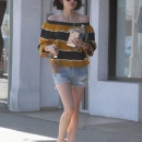 gettingcoffee230517-006.jpg