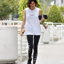 grabbingcoffee300517-012.jpg