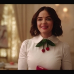 katy_keene_s01e01_1080p_web_h264-xlf_0383.jpg