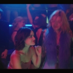 katy_keene_s01e01_1080p_web_h264-xlf_0626.jpg