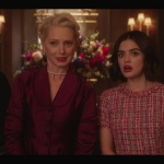 katy_keene_s01e01_1080p_web_h264-xlf_1041.jpg