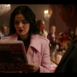 katy_keene_s01e02_1080p_web_h264-memento_0392.jpg
