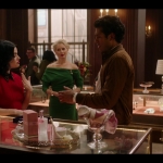 katy_keene_s01e02_1080p_web_h264-memento_0868.jpg