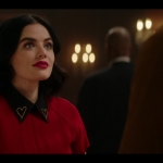 katy_keene_s01e02_1080p_web_h264-memento_0885.jpg