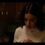 katy_keene_s01e02_1080p_web_h264-memento_1379.jpg