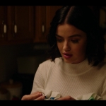 katy_keene_s01e02_1080p_web_h264-memento_1386.jpg