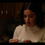 katy_keene_s01e02_1080p_web_h264-memento_1387.jpg