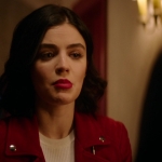 katy_keene_s01e07_1080p_web_h264-memento_0669.jpg