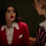 katy_keene_s01e08_1080p_web_h264-memento_0440.jpg