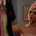 katy_keene_s01e09_1080p_web_h264-memento_0023.jpg