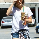 lstarbucks090415-002.jpg