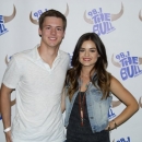 Filename=meet_greet050714-012.jpg
Filesize=52KiB
Dimensions=640x428
Date added=Nov 11, 2015 meet_greet050714-012.jpg