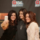Filename=meet_greet051214-031.jpg
Filesize=54KiB
Dimensions=640x427
Date added=Nov 11, 2015 meet_greet051214-031.jpg