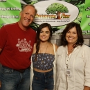 Filename=meet_greet210914-001.jpg
Filesize=201KiB
Dimensions=1200x800
Date added=Nov 11, 2015 meet_greet210914-001.jpg