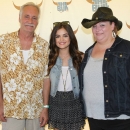 Filename=meet_greet260714-030.jpg
Filesize=87KiB
Dimensions=960x640
Date added=Nov 11, 2015 meet_greet260714-030.jpg