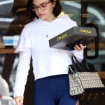 outinla260619-012.jpg