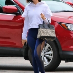 outinla260619-013.jpg
