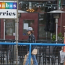 Filename=outinvancouver011017-030.jpg
Filesize=1093KiB
Dimensions=3000x2000
Date added=Oct 02, 2017 outinvancouver011017-030.jpg