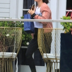 outinwh130519-014.jpg