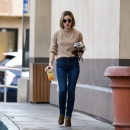 outla291118-001.jpg
