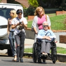 outwithherfamily210918-002.jpg