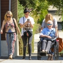 outwithherfamily210918-009.jpg