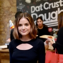 pizzahutlounge100318-001.jpg