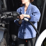 seenatthegasstationinstudiocity100221_008.jpg