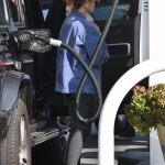 seenatthegasstationinstudiocity100221_014.jpg