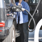 seenatthegasstationinstudiocity100221_031.jpg