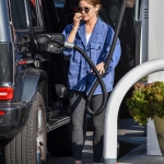 seenatthegasstationinstudiocity100221_039.jpg