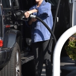 seenatthegasstationinstudiocity100221_045.jpg