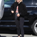 Filename=shoppingLA201218-006.jpg
Filesize=1853KiB
Dimensions=2333x3500
Date added=Dec 22, 2018 shoppingLA201218-006.jpg