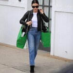 shoppingbh080224-021.jpg