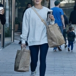 shoppingla061122-001.JPG