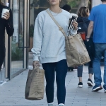 shoppingla061122-008.JPG