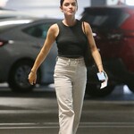 shoppingwh120924-005.jpg