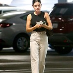 shoppingwh120924-007.jpg