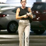 shoppingwh120924-008.jpg