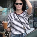 steppedoutinla300918-001.jpg