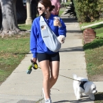 walkingherdogsinla110221_005.jpg