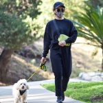 walkingla040221-046.jpg