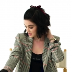 y2mate_com_-_Lucy_Hale_Answers_the_Web_s_Most_Searched_Questions___WIRED_riB39LVbAG0_1080p_257.jpg