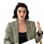 y2mate_com_-_Lucy_Hale_Answers_the_Web_s_Most_Searched_Questions___WIRED_riB39LVbAG0_1080p_558.jpg